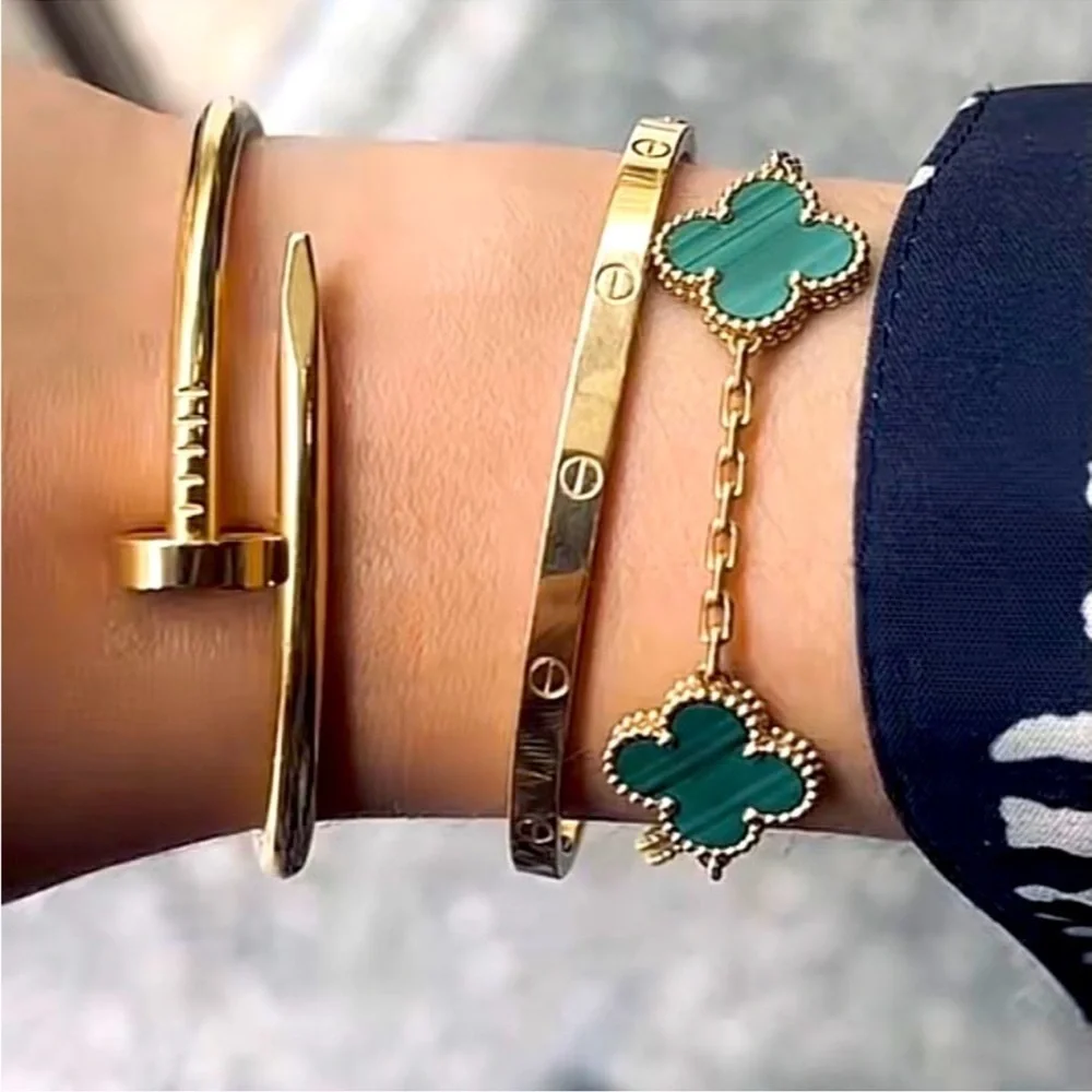 NEW Small Model Screw Cuff Bangle Love Bracelet with Screwdriver in Gold - Picture 13 of 14